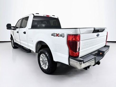 Used 2022 Ford F250 XLT AWD/4WD image 3