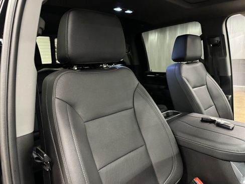 Used 2024 Chevrolet Silverado 3500 LTZ w/ LTZ Convenience Package image 38