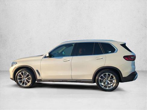 Used 2023 BMW X5 xDrive40i w/ Premium Package AWD/4WD image 9