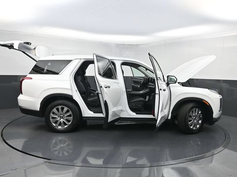 Used 2024 Hyundai Palisade SEL FWD image 37