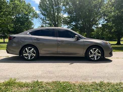 Used 2022 Subaru Legacy Limited w/ Popular Package #3 AWD/4WD image 3