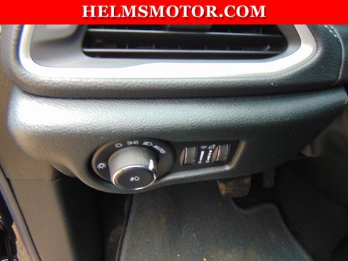 New 2026 Chrysler Pacifica Select FWD image 21