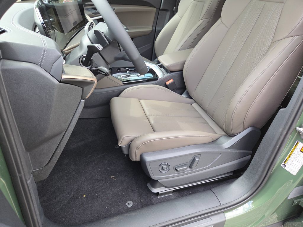 New 2026 Audi Q5 Premium Plus AWD/4WD image 6