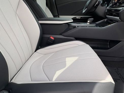 New 2026 Lexus TX 500h AWD image 27