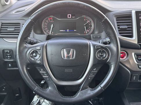 Used 2017 Honda Pilot EX-L image 3