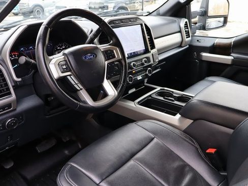 Used 2022 Ford F250 Lariat w/ Lariat Value Package image 4