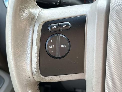 Used 2011 Ford Expedition EL XLT image 35