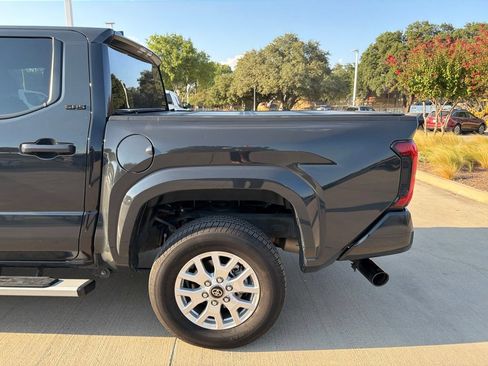 Used 2025 Toyota Tacoma SR5 RWD image 8