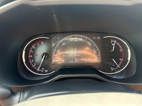 Used 2024 Toyota RAV4 XLE FWD image 18