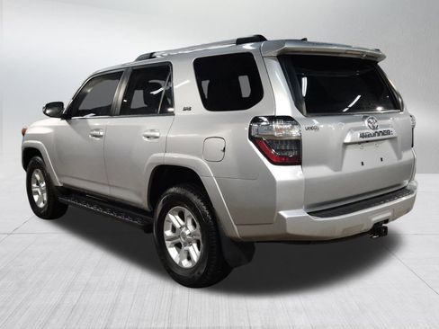 Certified 2022 Toyota 4Runner SR5 Premium image 5