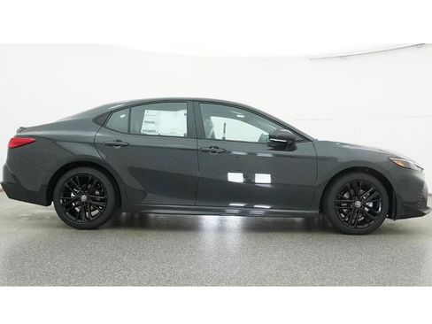 New 2026 Toyota Camry SE image 27