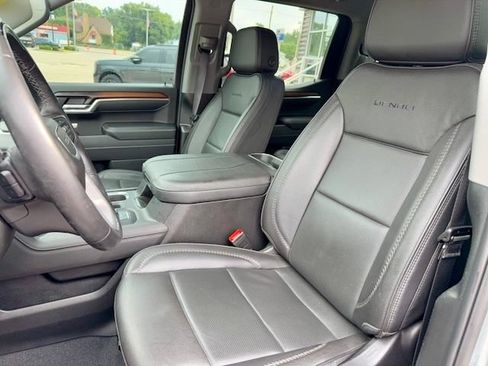 Used 2025 GMC Sierra 1500 Denali AWD/4WD image 14