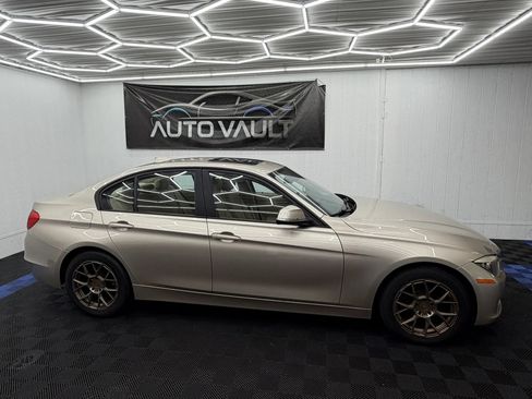 Used 2015 BMW 328i xDrive Sedan AWD/4WD image 2