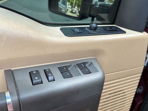 Used 2012 Ford F250 Lariat w/ Lariat Interior Pkg AWD/4WD image 30