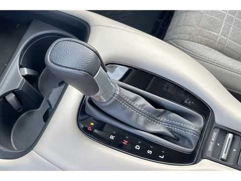 Certified 2023 Honda HR-V LX image 31