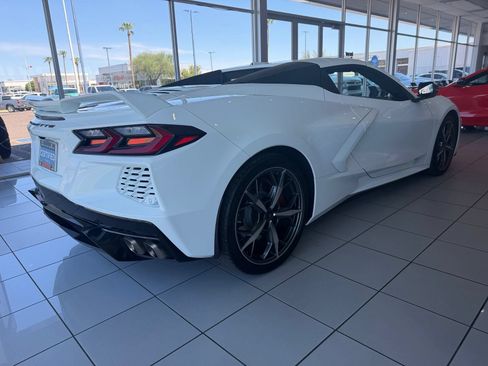 Certified 2021 Chevrolet Corvette Stingray Premium Conv w/ Z51 Performance Package RWD image 3