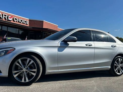 Used 2016 Mercedes-Benz C 300 4MATIC Sedan image 2