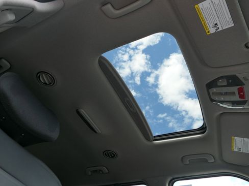 New 2026 Kia EV9 Light image 25