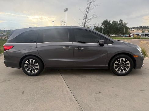 Used 2022 Honda Odyssey EX-L image 8