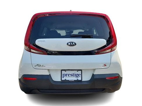 Used 2020 Kia Soul S image 5