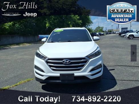 Used 2018 Hyundai Tucson SEL AWD/4WD image 2