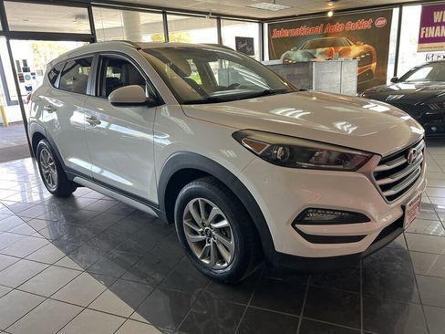 Used 2018 Hyundai Tucson SEL image 4