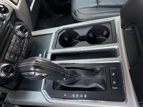 Used 2018 Ford F150 Lariat w/ Equipment Group 502A Luxury image 23