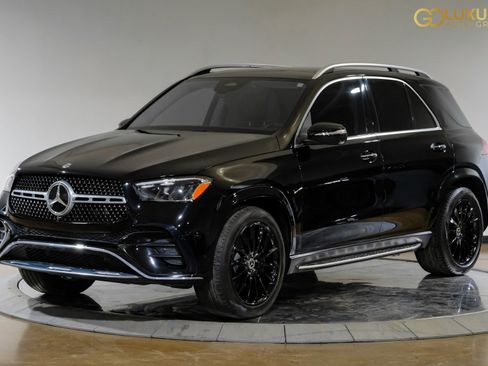 Used 2024 Mercedes-Benz GLE 350 4MATIC w/ AMG Line Exterior image 8