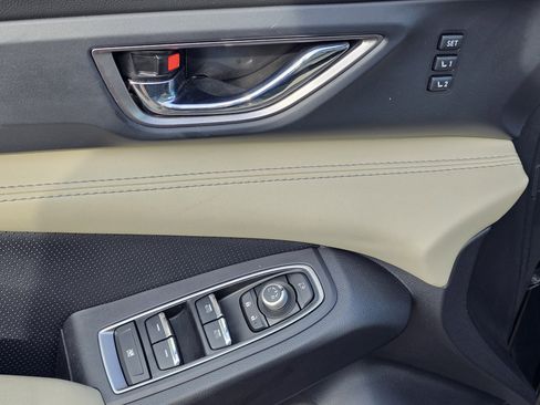 Used 2023 Subaru Ascent Limited w/ Technology Package image 16