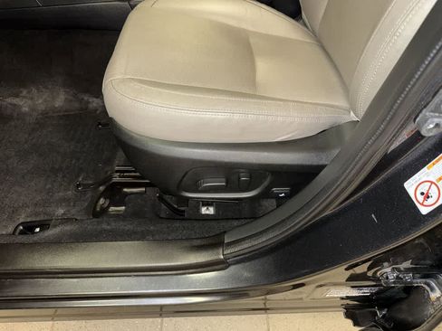 Used 2018 Subaru Forester 2.5i Limited AWD/4WD image 24