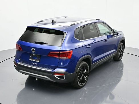 Used 2023 Volkswagen Taos SE image 30