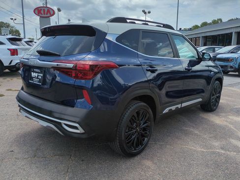 Certified 2022 Kia Seltos Nightfall Edition AWD/4WD image 5
