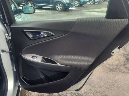 Used 2020 Chevrolet Malibu LS image 23