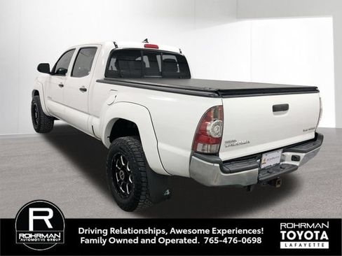 Used 2015 Toyota Tacoma 4x4 Double Cab w/ SR5 Package image 5