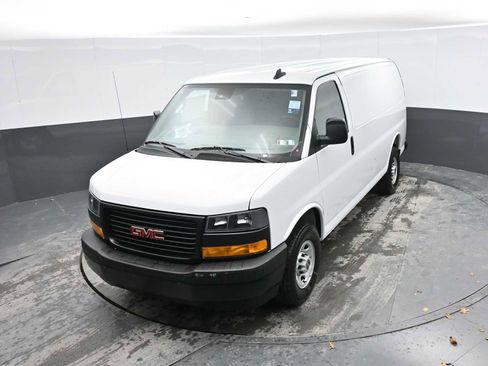 New 2025 GMC Savana 2500 w/ Driver Convenience Package image 29