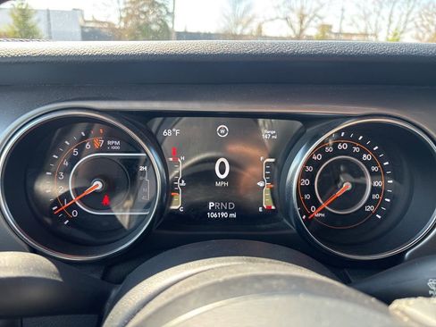 Used 2020 Jeep Wrangler Unlimited Sport image 12