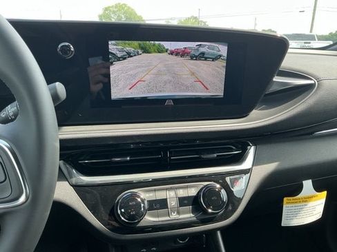 New 2026 Buick Envista Sport Touring w/ Convenience II Package FWD image 8