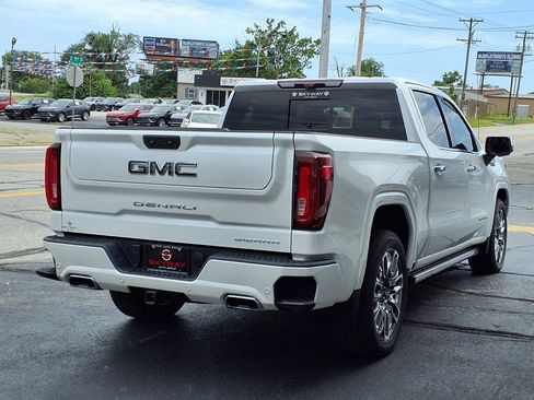 Used 2024 GMC Sierra 1500 Denali Ultimate AWD/4WD image 4