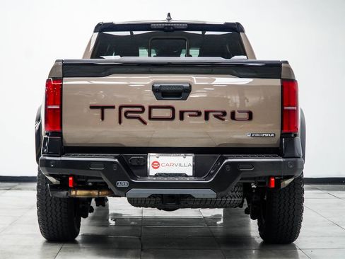 Used 2025 Toyota Tacoma TRD Pro AWD/4WD image 11