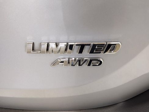 Used 2013 Toyota RAV4 Limited AWD/4WD image 16