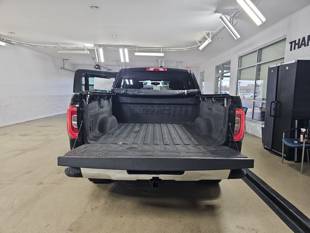 Used 2017 GMC Sierra 1500 SLT w/ SLT Premium Package AWD/4WD image 15