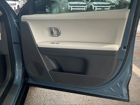 Certified 2024 Hyundai Ioniq 5 SEL RWD image 22