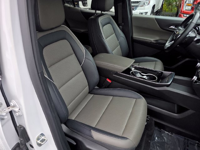 Used 2025 Chevrolet Equinox LT w/ Convenience Package II AWD/4WD image 11