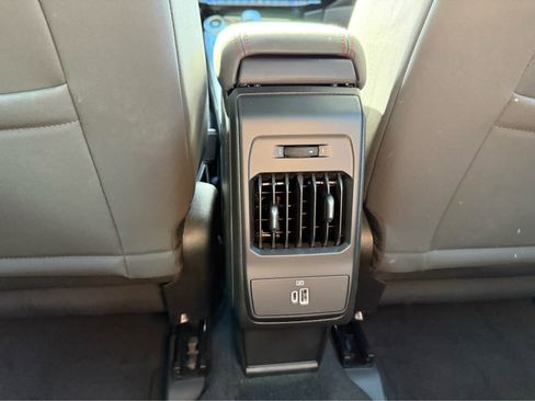 Used 2025 Dodge Hornet R/T w/ R/T Blacktop Package image 17