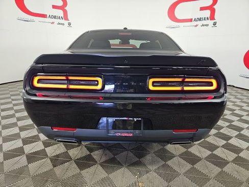 Certified 2023 Dodge Challenger SXT w/ Blacktop Package image 6