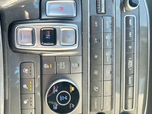 Used 2021 Hyundai Santa Fe Limited w/ Cargo Package image 20