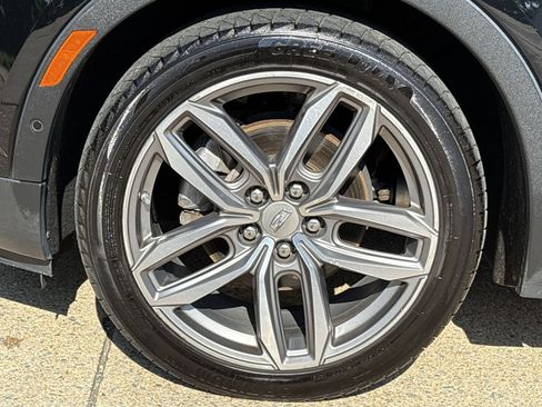 Used 2019 Cadillac XT4 Sport AWD/4WD image 16
