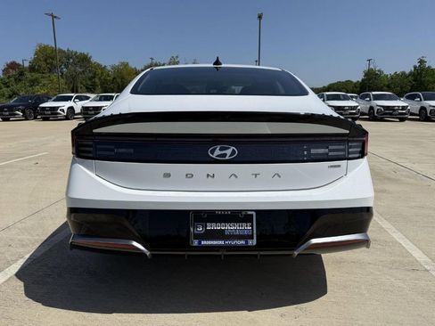New 2025 Hyundai Sonata SEL image 6