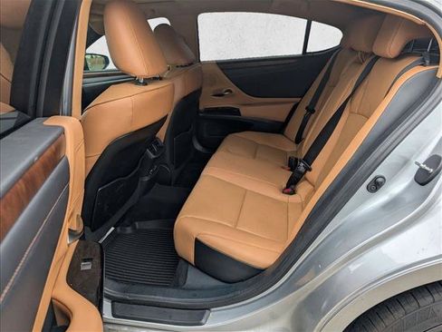 Used 2022 Lexus ES 350 w/ Premium Package FWD image 17