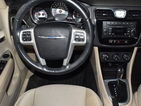 Used 2012 Chrysler 200 Touring w/ Cold Weather Group image 13